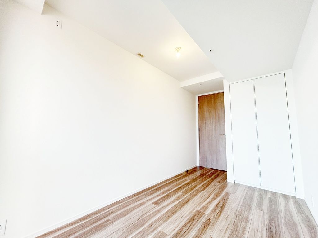 居室・リビング　5.7畳居室