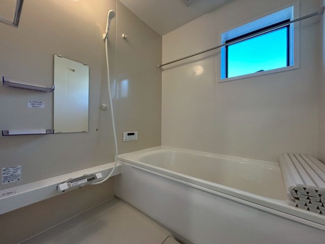 バス・シャワールーム　同シリーズの別物件の写真です。現況優先です。