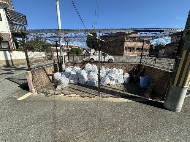 その他　ゴミ捨て場（その他）まで10m