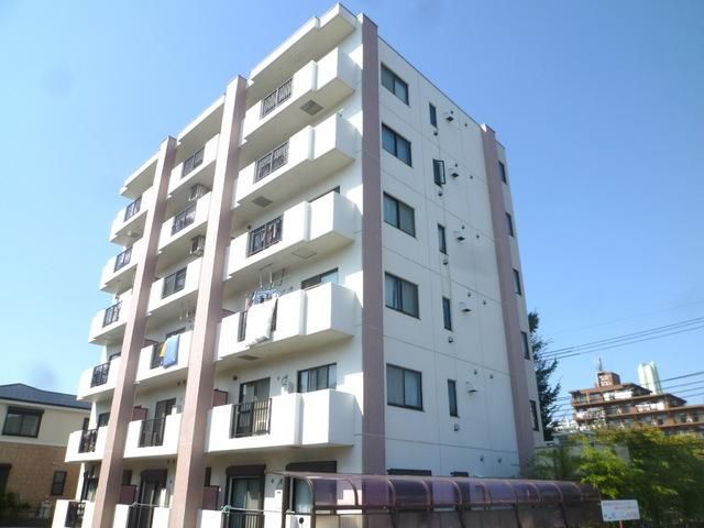 建物外観　★鉄筋コンクリート造でしっかりしております。★