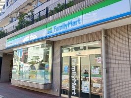 コンビニ　ファミリーマート（コンビニ）まで350m