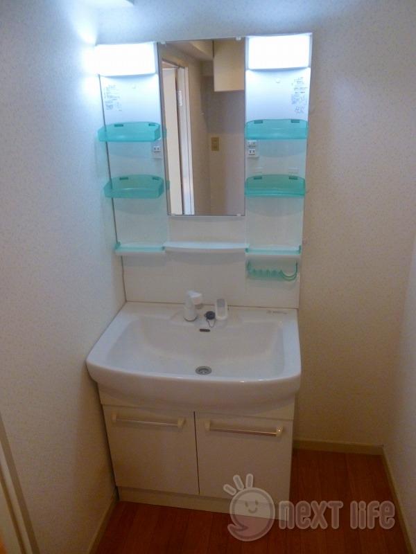 洗面設備　ボヌール天神の洗面所