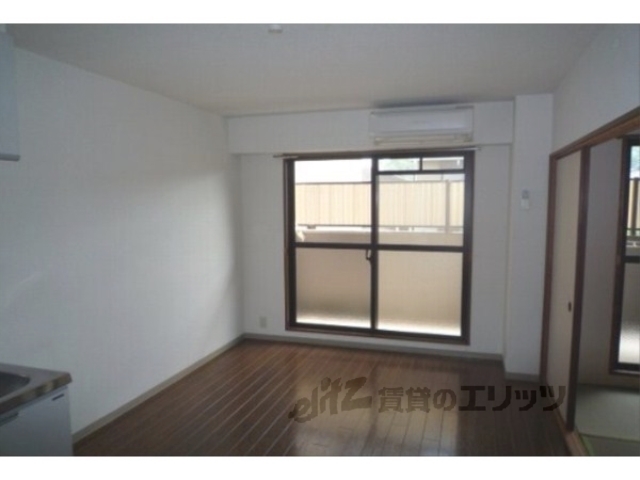 居室・リビング　洋室