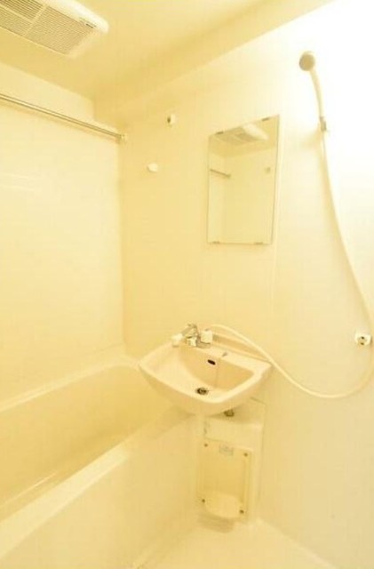 バス・シャワールーム　同仕様写真