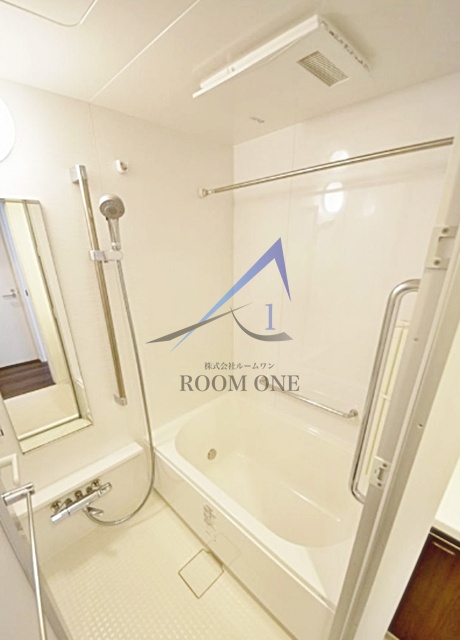 バス・シャワールーム　お風呂です。