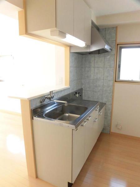 キッチン　同間取り別室