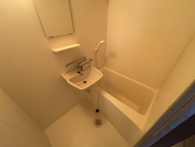 バス・シャワールーム　※同施工会社のイメージ写真※