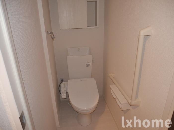 トイレ　コンパクトで使いやすいトイレです