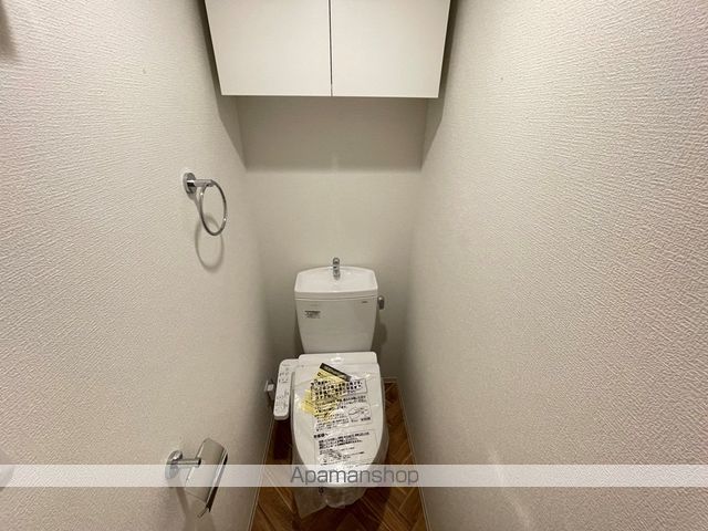 地下鉄堺筋線 天神橋筋六丁目駅 徒歩9分 12階建 築4年のトイレ写真