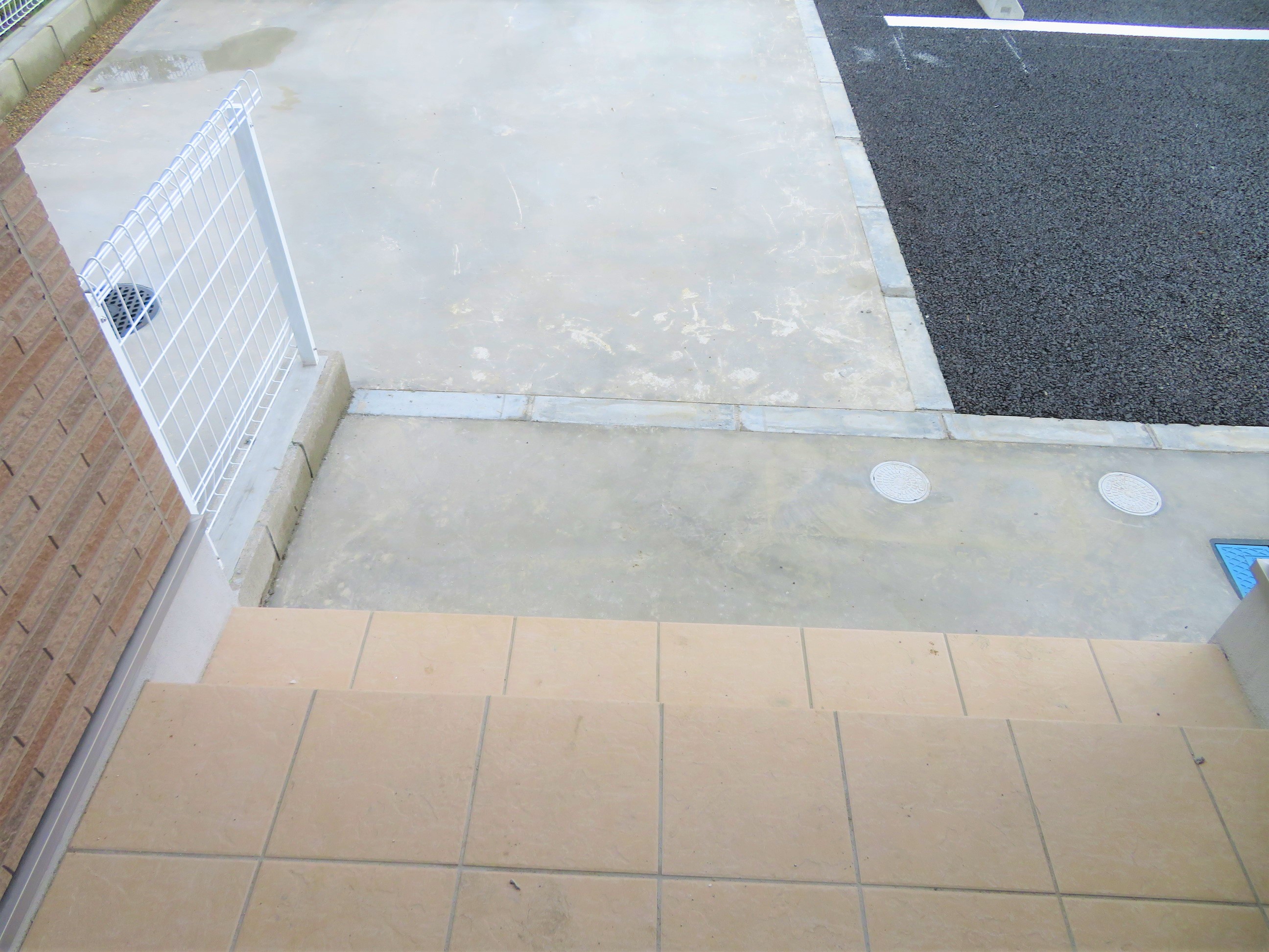 庭　1階部分には専用庭が御座います。