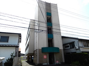 立川ビルの建物外観