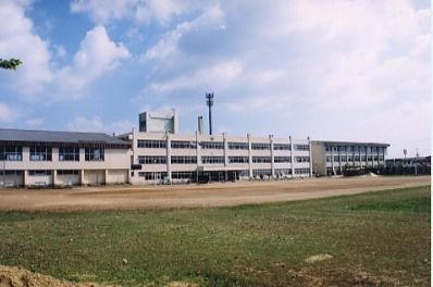 小学校　八戸市立下長小学校（小学校）まで1227m
