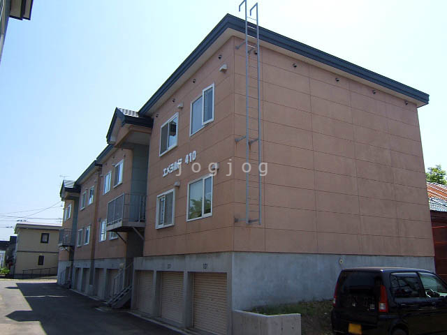 エメラルド410(大)の建物外観