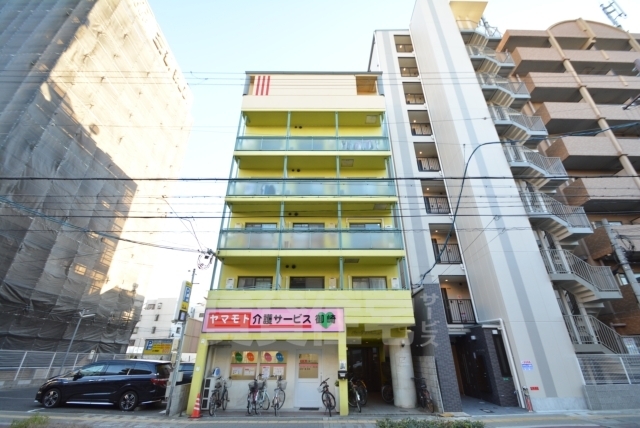 大阪市住之江区御崎のマンションの建物外観
