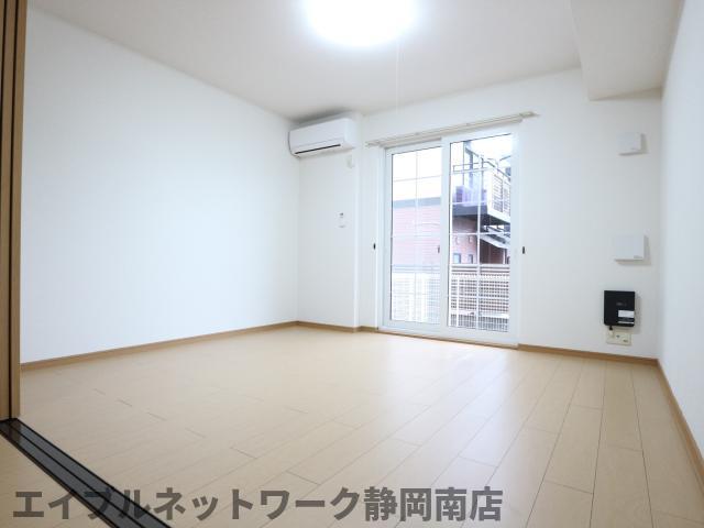 その他設備　居間です