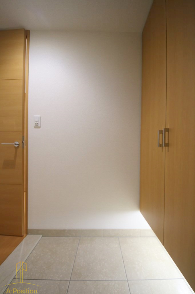 玄関　リーガル南堀江