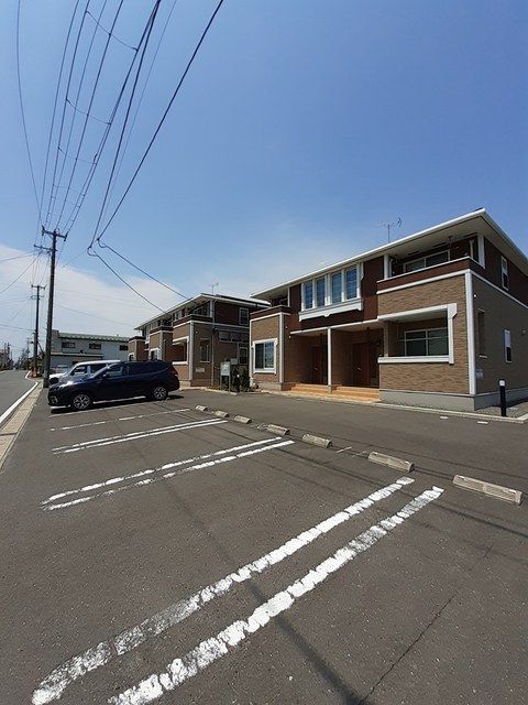 【石巻市後生橋のアパートの駐車場】