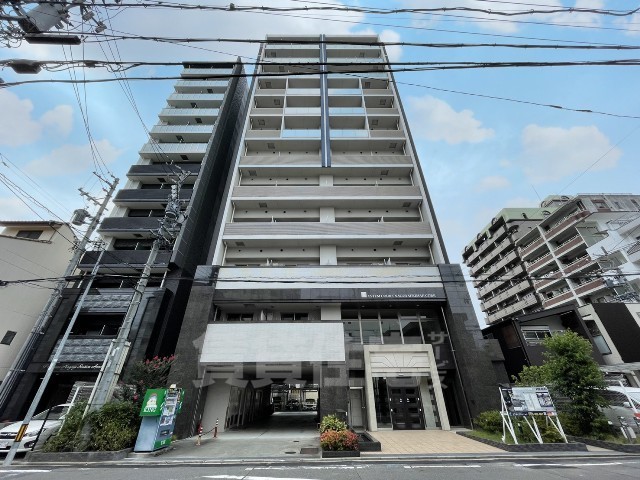 名古屋市西区那古野のマンションの建物外観