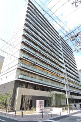 【大阪市中央区淡路町のマンションの建物外観】