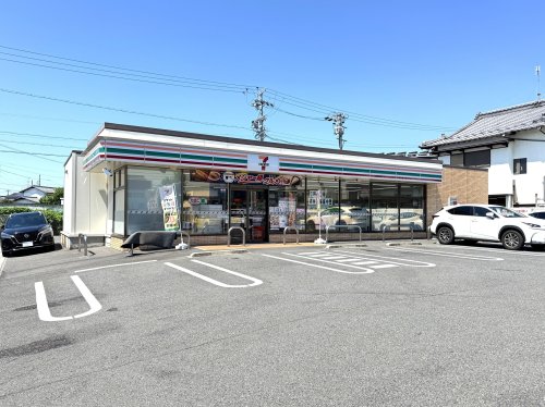 コンビニ　セブンイレブン 一宮森本５丁目店（コンビニ）まで500m
