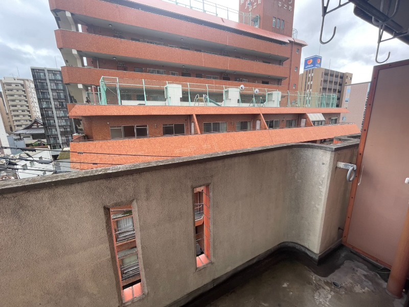 バルコニー　バルコニー