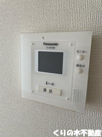 セキュリティ　モニター付きインターホン完備