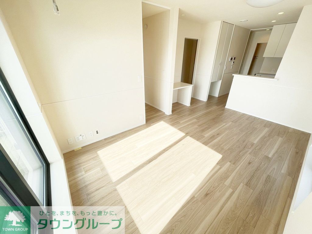 居室・リビング　玄関