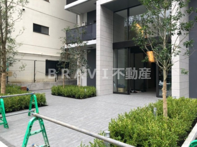 エントランス　【ルネフラッツ谷町四丁目】
