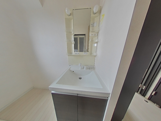 洗面設備　※別部屋の写真です