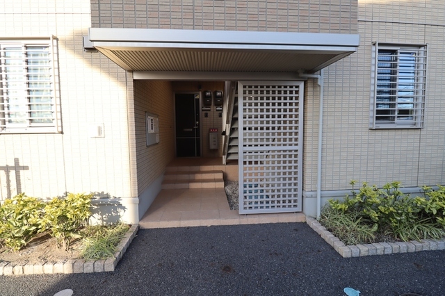 エントランス　エントランス