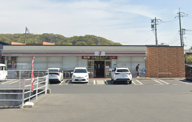 コンビニ　セブンイレブン倉敷阿賀崎店（コンビニ）まで744m