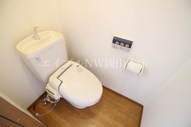 トイレ　トイレ