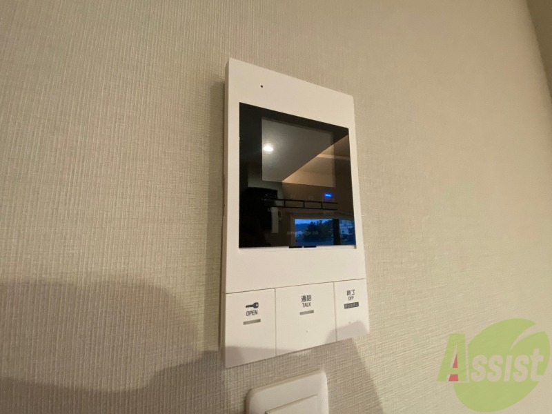 セキュリティ　ＴＶモニター付インターホンです。来客者の顔が見えるので安心！