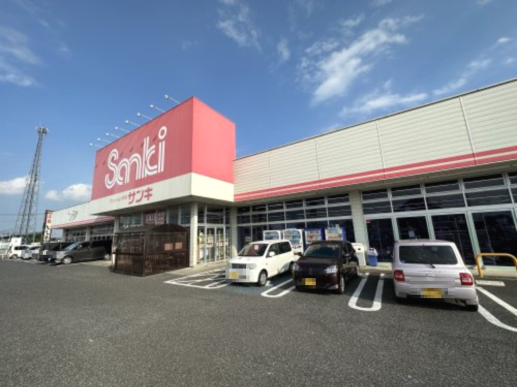 その他　サンキ　大泉店（その他）まで452m