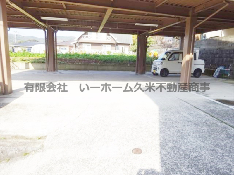 駐車場　駐車スペースもあります