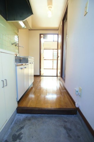 玄関　収納もある玄関です