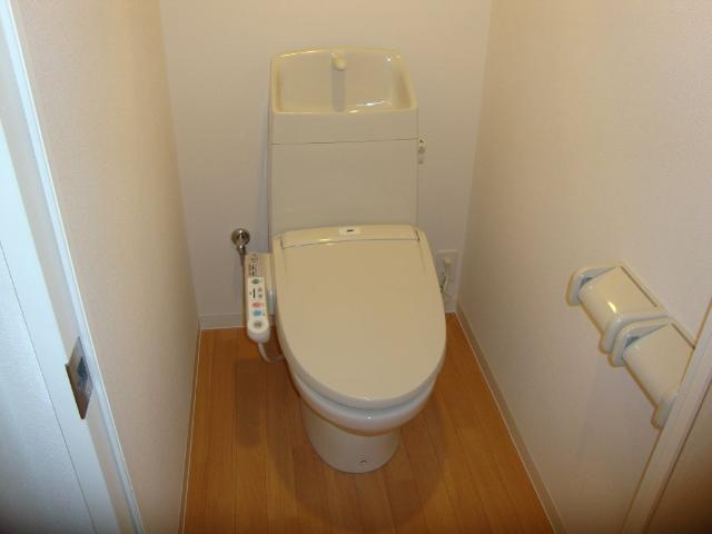 トイレ　シャワー付トイレ