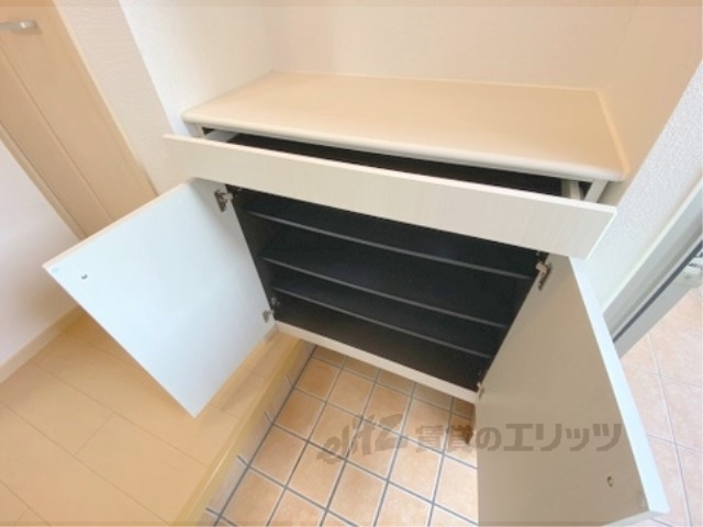 収納　下駄箱