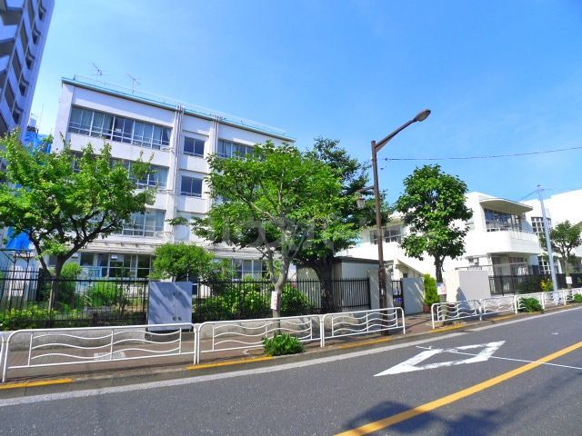 小学校　江東区立香取小学校（小学校）まで730m