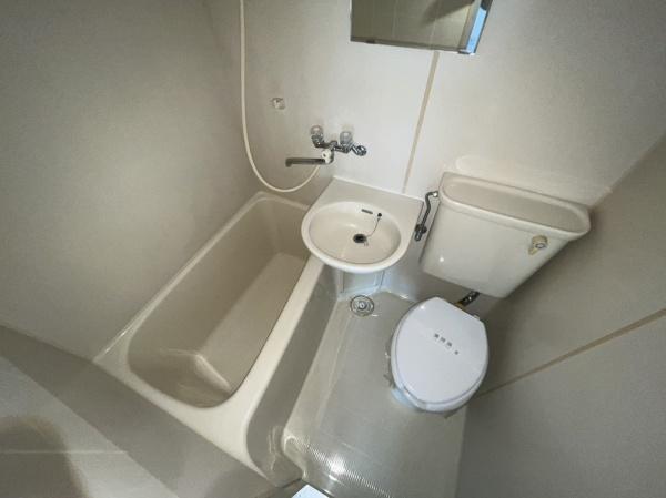 バス・シャワールーム　綺麗です♪