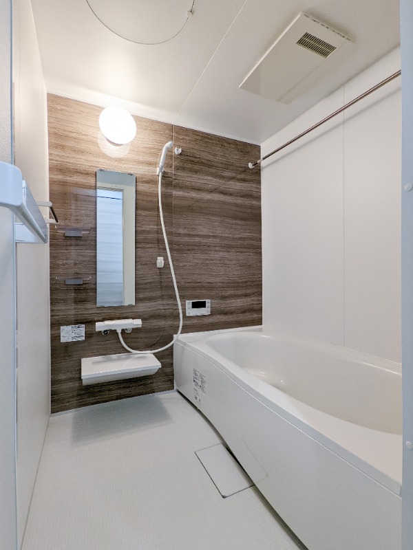 バス・シャワールーム　図面と現状に相違がある場合には現状を優先