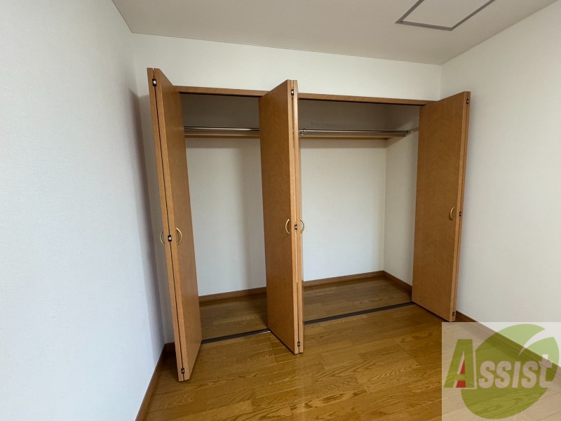 収納　こちらは収納です。物をしまう事ができますね！