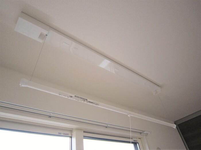 その他設備　室内物干し