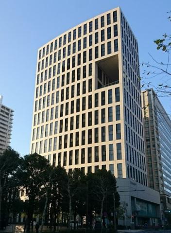 銀行　三井住友信託銀行（株）／芝営業部（銀行）まで168m