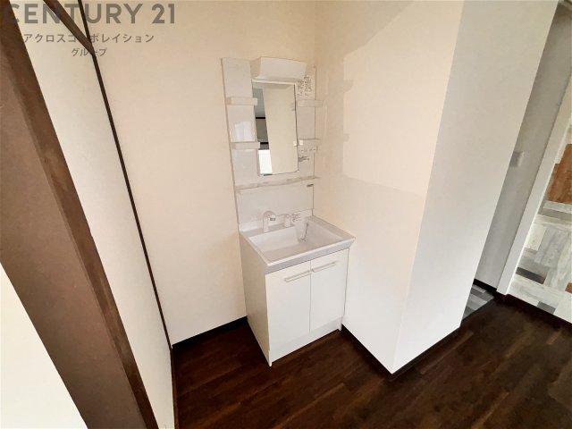 洗面設備　洗髪洗面化粧台付き☆