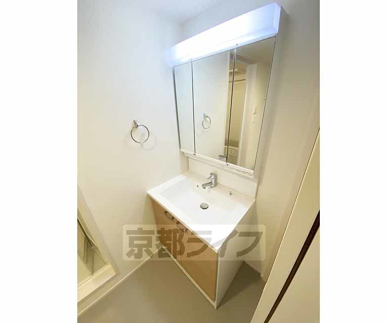 洗面設備　独立洗面台