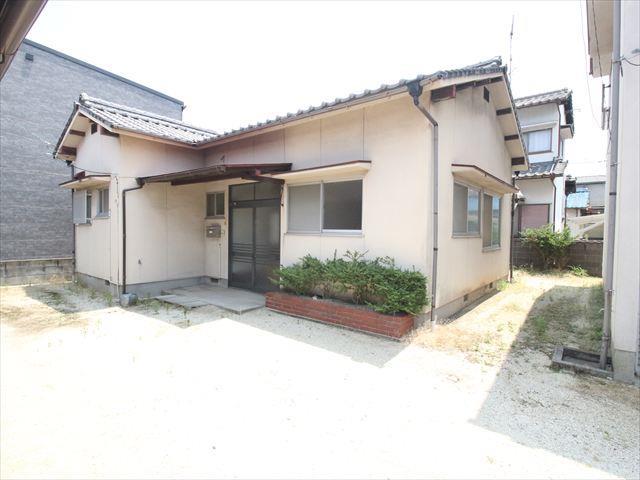 建物外観　松山市西長戸町　賃貸一戸建　外観