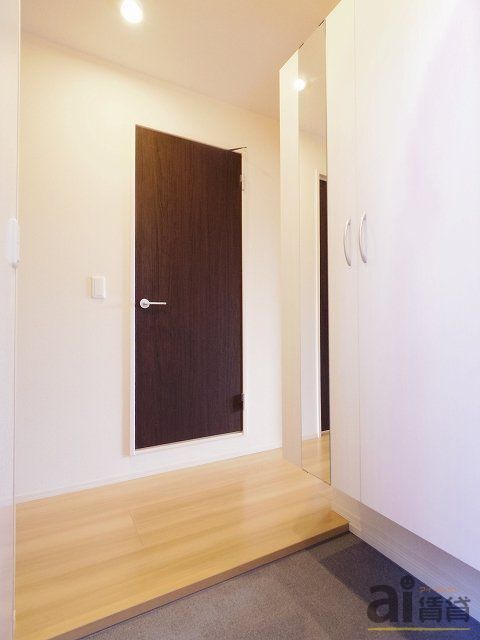 玄関　※同仕様写真です
