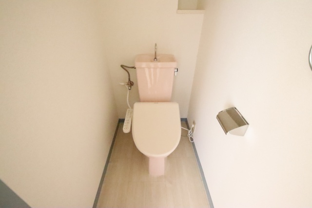 トイレ　別室の参考写真です。※現況優先