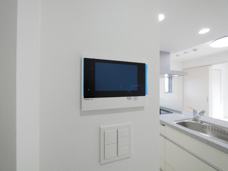 セキュリティ　☆安心のモニター付きインターホン付き☆